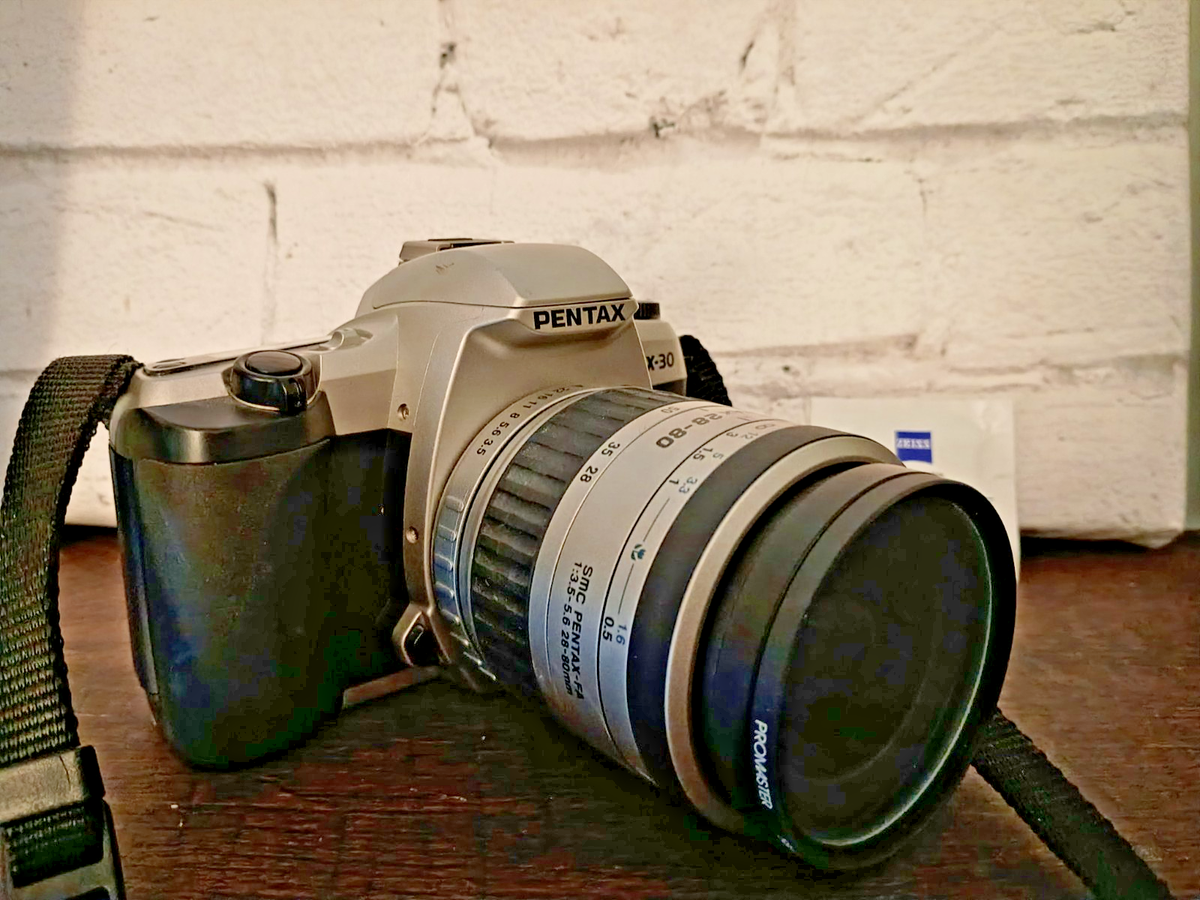 Pentax ZX-30 35mm Film Camera - with 28-80mm lens - tested and