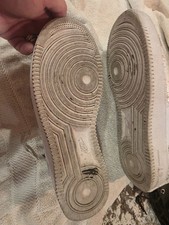Nike Air Force 1 '07 Low Triple White Men's Size 9.5 CW2288-111 Sneakers Classic