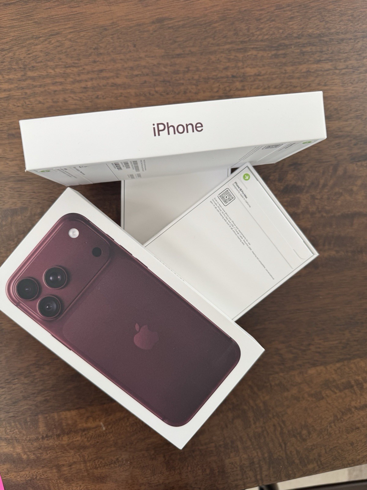 New apple iphone 18 pro max unlocked 256 GB Burgundy