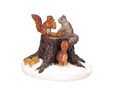 Lemax Village Collection 2003 Chipmunks On Tree Stump Figurine 32693
