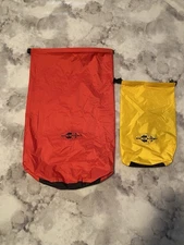 2 Dry Bag Lot Sea To Summit Red 35L & Yellow 8L DrySack Lightweight Waterproof