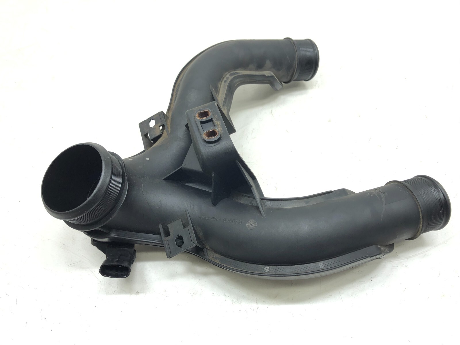 2014-2020 MASERATI GHIBLI S Q4 3.0L AIR INTAKE DUCT TUBE W/ MAF SENSOR OEM.