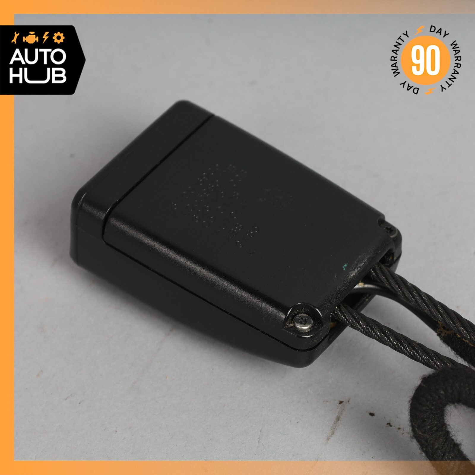 14-22 Maserati Ghibli S Quattroporte Front Left Driver Side Seat Belt Buckle OEM