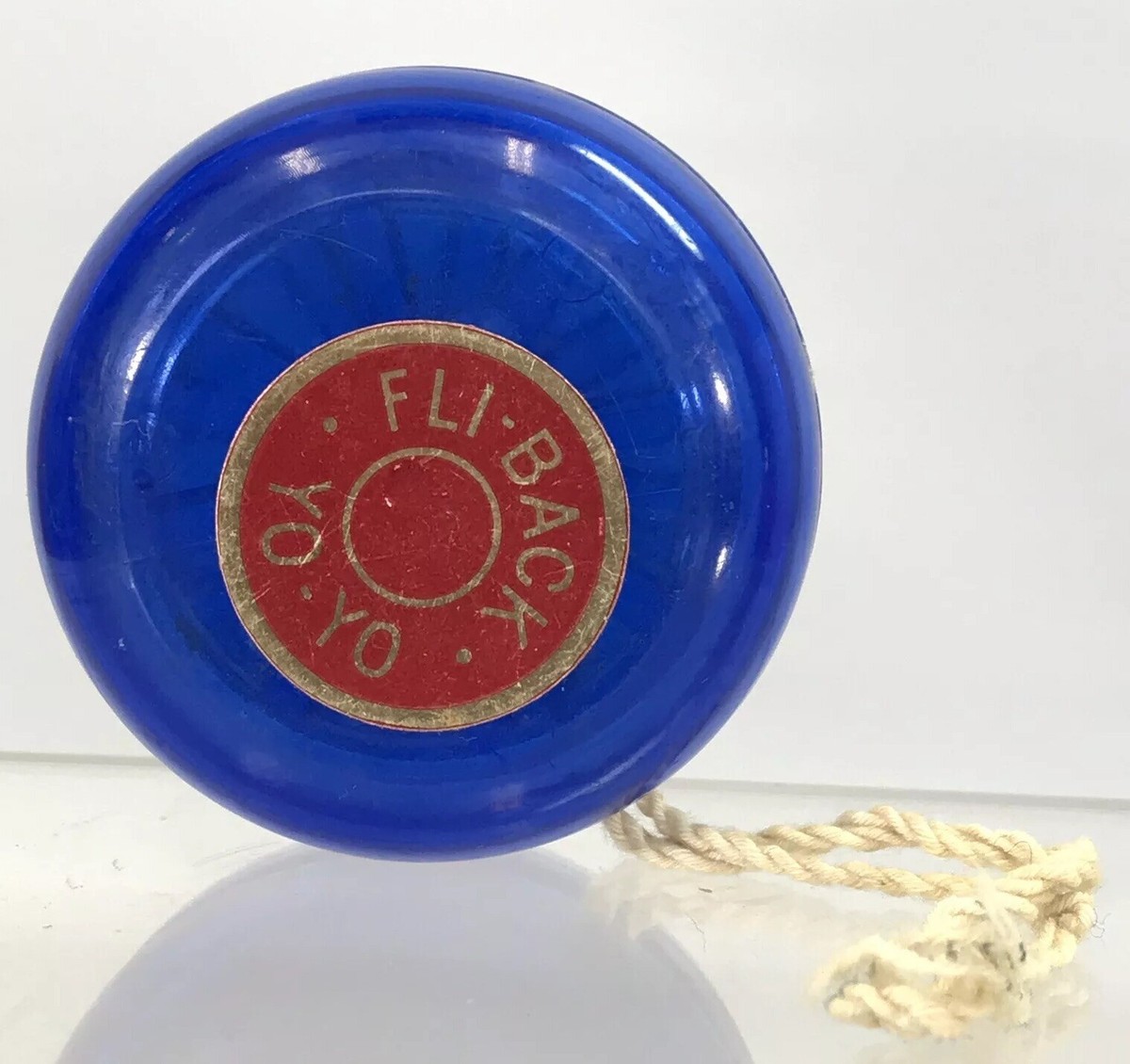 Vintage Fli Back Yo Yo Blue Red Plastic Toy String Retro