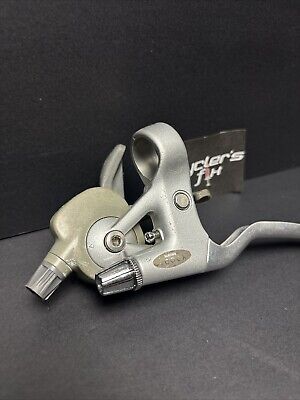 NOS (L) 400CX Shimano ST-C040 Shifter Brake Integrated Japan NOS (L) 400CX Shimano ST-C040 Shifter Brake Integrated Japan
