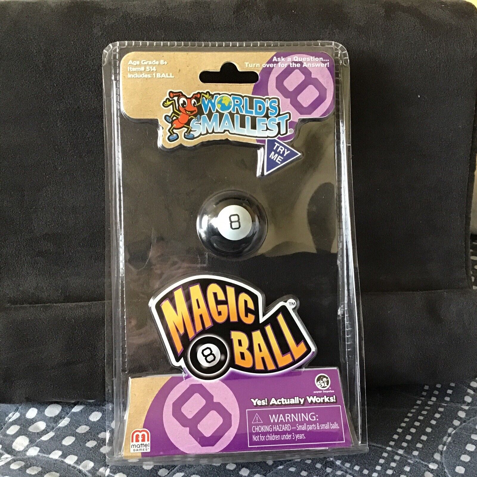 Magic 8 Ball – HUZZAH! Toys