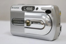 Return Guarantee Conveniently uses AA batteries Fujifilm FinePix A340 3x Com