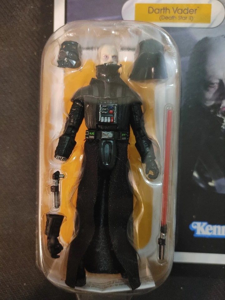 Figura Hasbro Star Wars Vintage Collection VC280 Estrella de la Muerte II Darth Vader 3,75" Foto 2 de 4