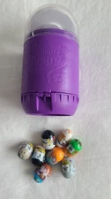 Lot Of 8 Assorted Mighty Beanz With Case