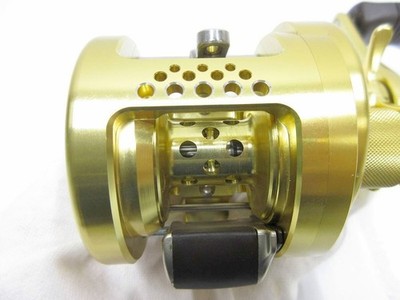 SHIMANO Baitcast Reel 04 CALCUTTA CONQUEST 300F Right Large Line