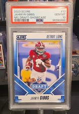 2023 Score - Nfl Draft Jahmyr Gibbs #13 Showcase /100 (RC)