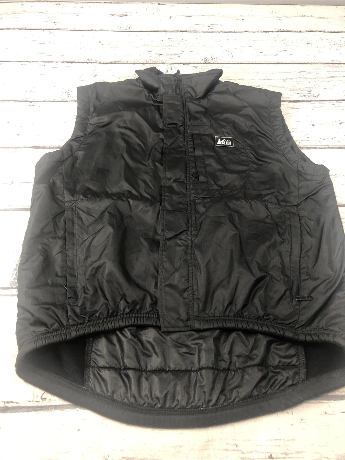 REI Vest Mens SMALL Vest Mens Black Lightweight Hiking Outdoors Made In USA VTG