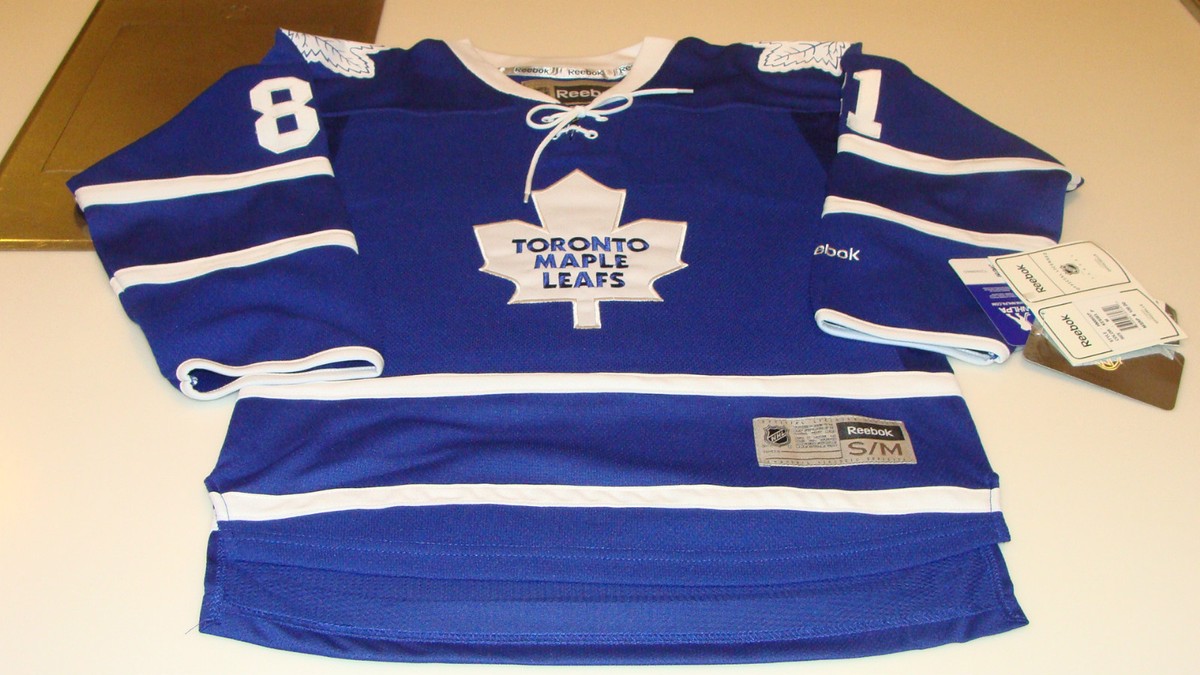 Toronto Maple Leafs Hockey Jersey S/M Reebok Youth NHL Age 8-12