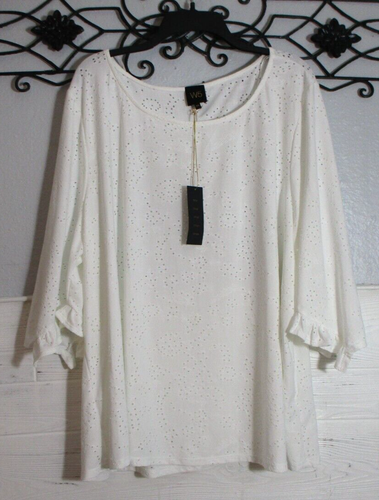W5 Women's Knit Top Size 3XL Short Sleeve White Round Neck