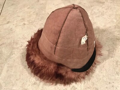 Vtg Marshal Field & Company Hat Bars Genuine Fox Fur string closure VTG. MARSHALL FIELD & CO HAT BARS GENUINE LAMBS FUR HAT SIZE  main image 3