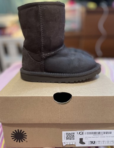 Uggs Classic Chocolate Size 10 Unisex 