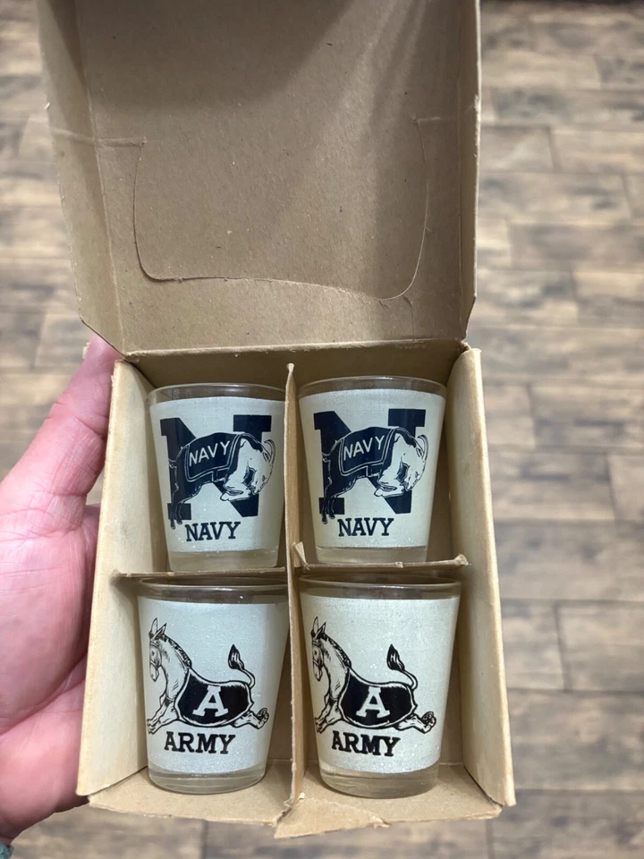 Plato para servir triple rama de olivo Michael Aram - Nueces bocadillos mentas de caramelo - ¡MIRA!! Foto 4 de 4