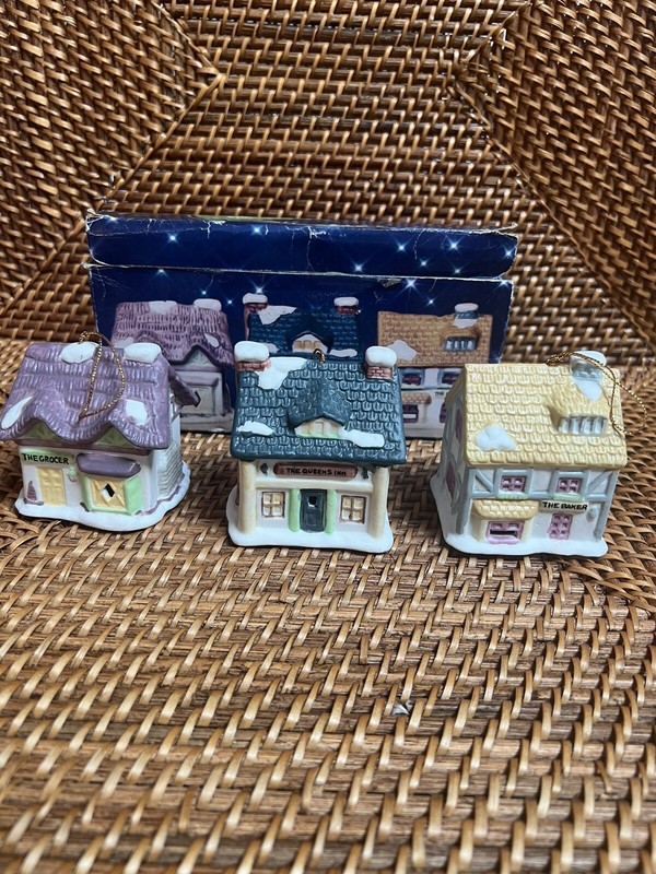 vintage readers digest christmas house ornaments 