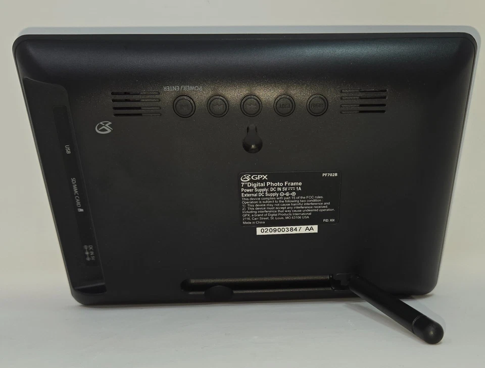 GPX 7" Digital Photo Frame TFT LCD Clock Calendar SD Card and USB with Box Guide - Image 3 of 4