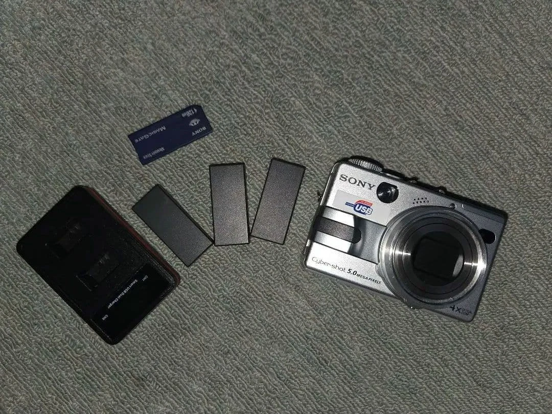 Sony Cyber-shot DSC-V1 Digital Cameras for sale - eBay