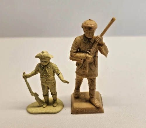 Vintage Marx Western Playset Figures Rusty from Rin Tin Tin & 60mm Daniel Boone