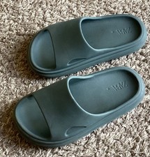 Zara Boys Sliders Size 13 EU 32