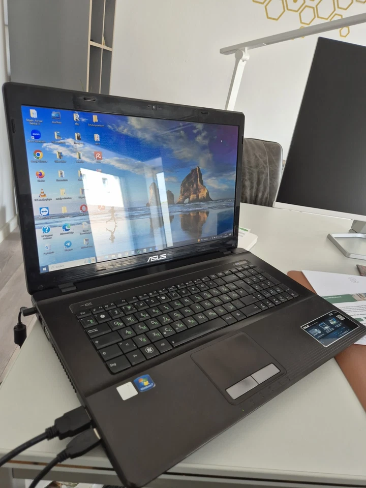 Notebook ASUS X73B, 17  Zoll - Bild 2 von 3