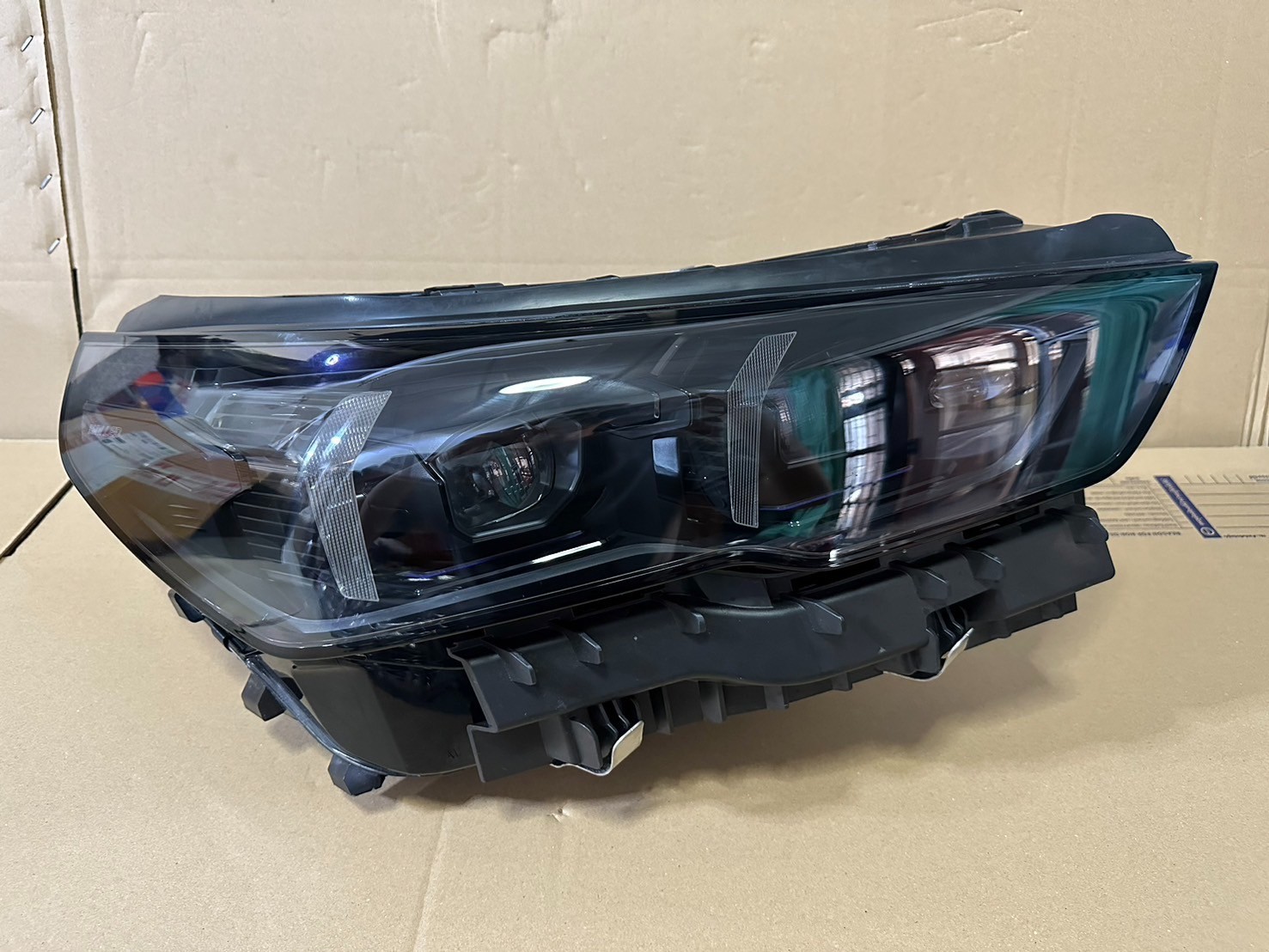 Perfect! BMW 5 SERIES G60 i5 M5 Right Driver Side Headlight Black Edition