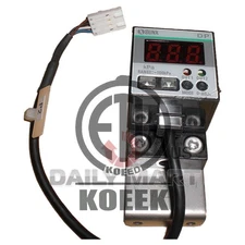 New In Box SUNX DP-80 DP 80 Pressure Sensors 12-24VDC