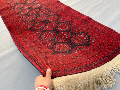 COLLECTORS PIECE Vintage Stunning Natural Vegetables Dye Sarouq Turkoman Runner