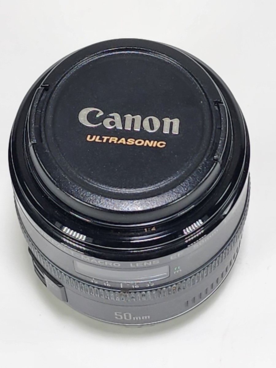Canon EF 50mm f/2.5 Compact Macro Lens Ultrasonic w/ Caps Made in
