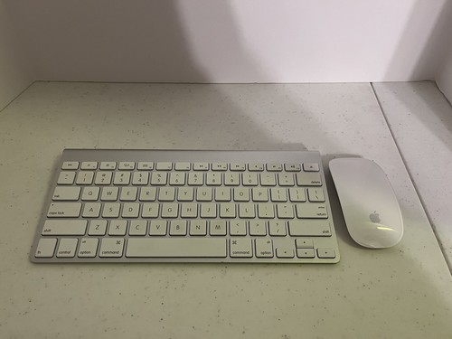Apple A1314 Bluetooth Keyboard and A1296 Mouse - Picture 24 of 24