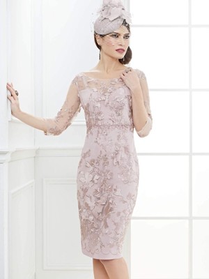 dusky pink mother of the bride