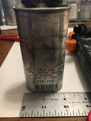 Carrier Bryant Capacitor 15 uf 440 volt P291-1504 Oval Run Cap.
