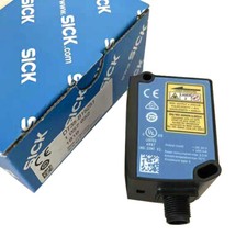 SICK DT35-B15251 Mid range Distance Sensors New