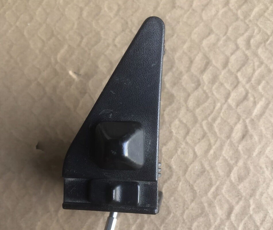 BMW E31 8 Series 840ci 850ci Side Mirror Switch 61311392457