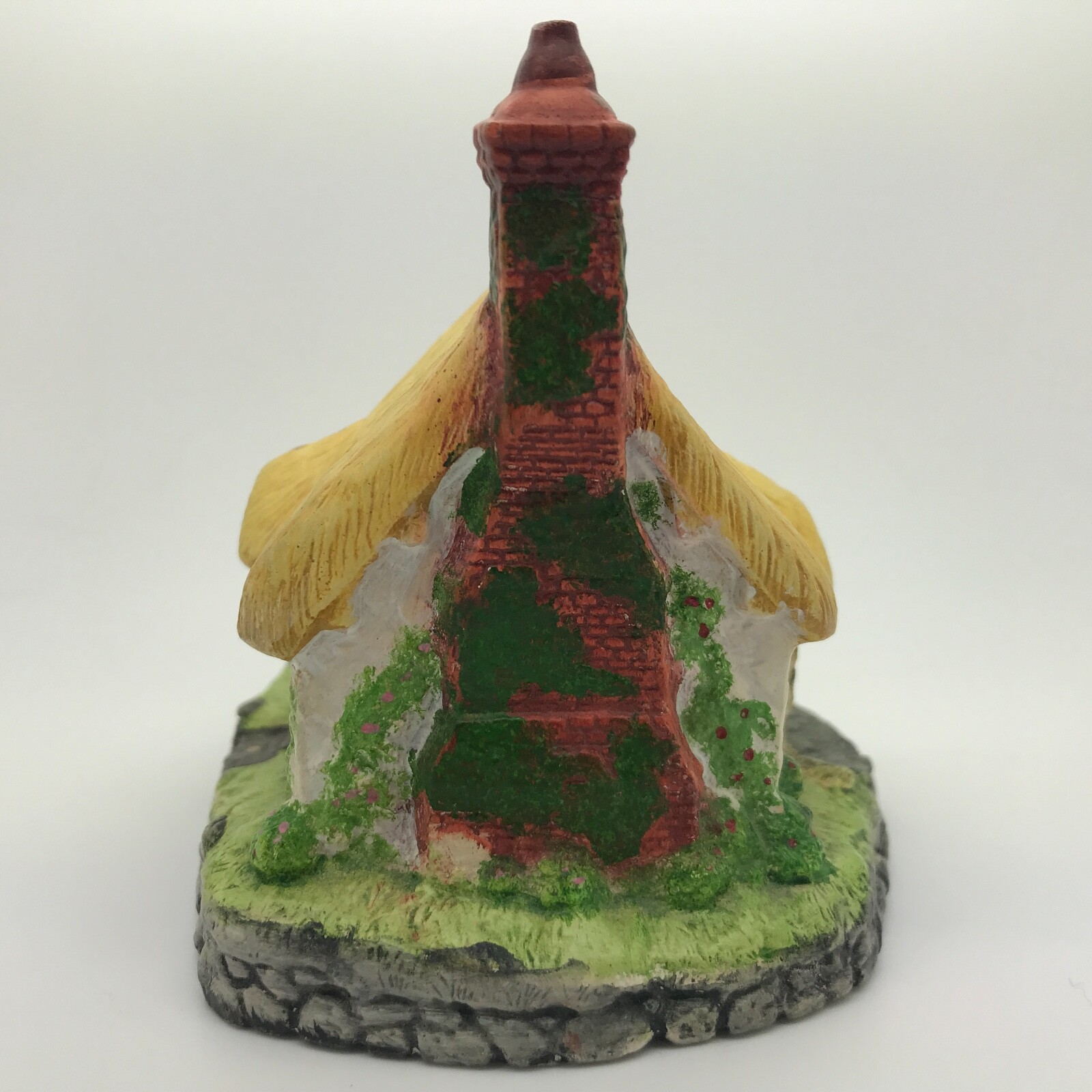 Byron Molds• ceramic ‘Tenants Cottage’, Village Country Farm House diorama •1986