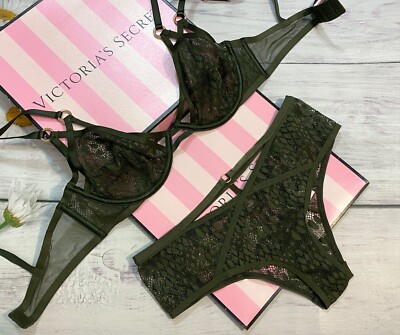 VS Sehr Sexy Strappy Ring Snake Lace Plunge BH Set Unlined Forest Night Cheeky