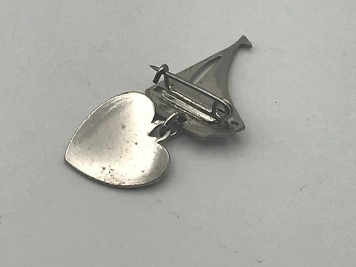 Sailboat Pin Brooch Dangling Heart Charm Engravable Sweetheart Vintage Small - Picture 4 of 5