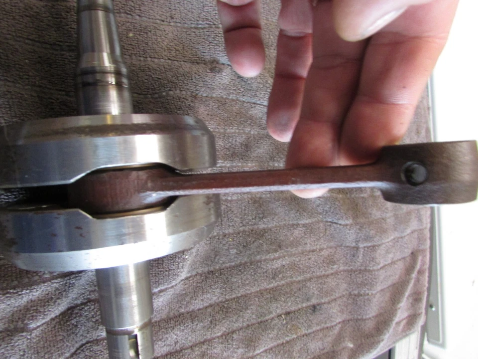 Kawasaki F6 125 1972 OEM cigüeñal cigüeñal Foto 3 de 4