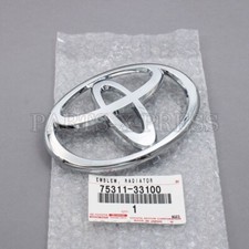 75311-33100 New Genuine Oem Toyota 4runner Front Grille Silver Emblem Badge Logo