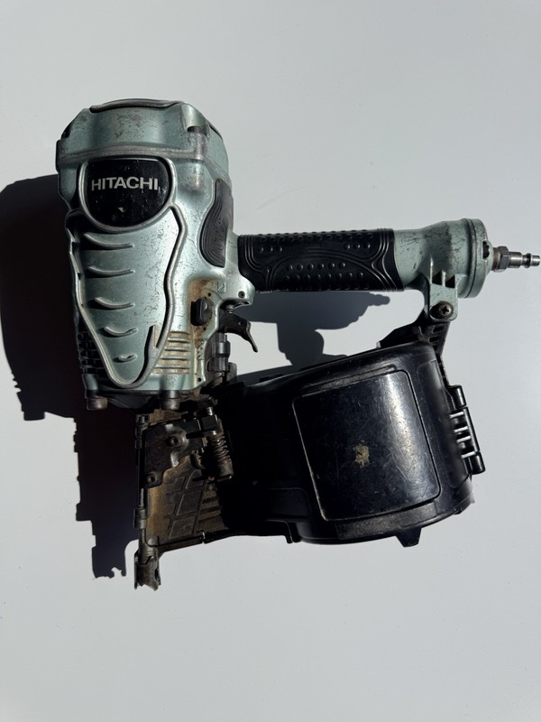 Hitachi NV 90AG(S) 15° 15 Gauge Pneumatic Coil Nailer Air Nail Gun 120 PSI