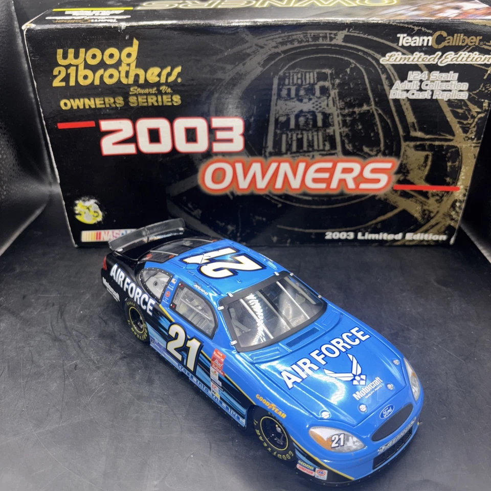 Coche Ricky Rudd Air Force Cross Into The Blue Team Calibre Owners 2003 1 de 2400 Foto 3 de 4