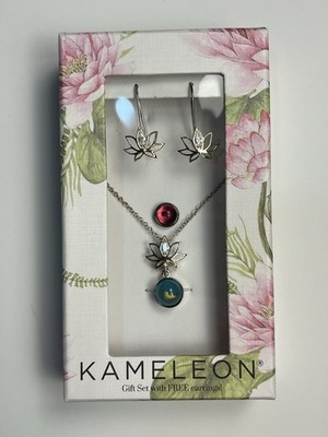 Kameleon Lotus Gift Set, 925 Sterling Silver! Necklace, Earrings & 2 Pops!
