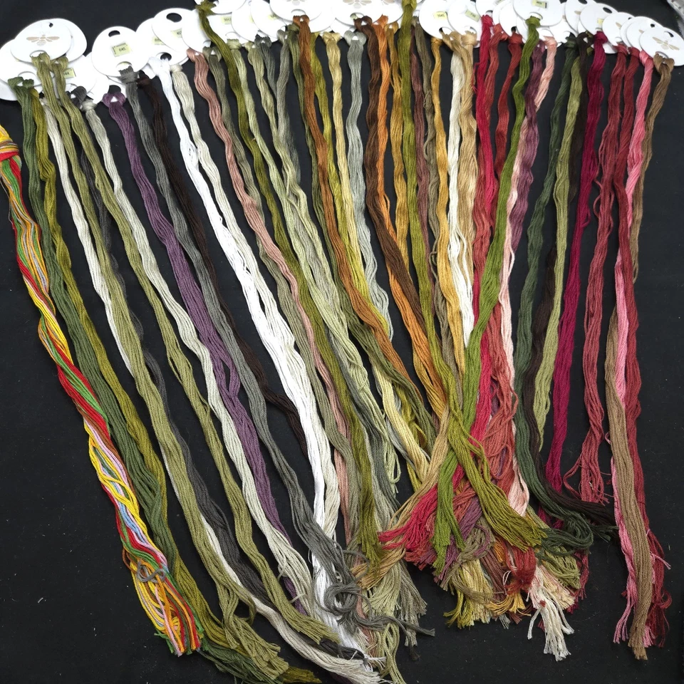 cross stitch lot Pattern Floss Cloth Needlepoint Vintage Art Craft Thread - Image 2 of 4