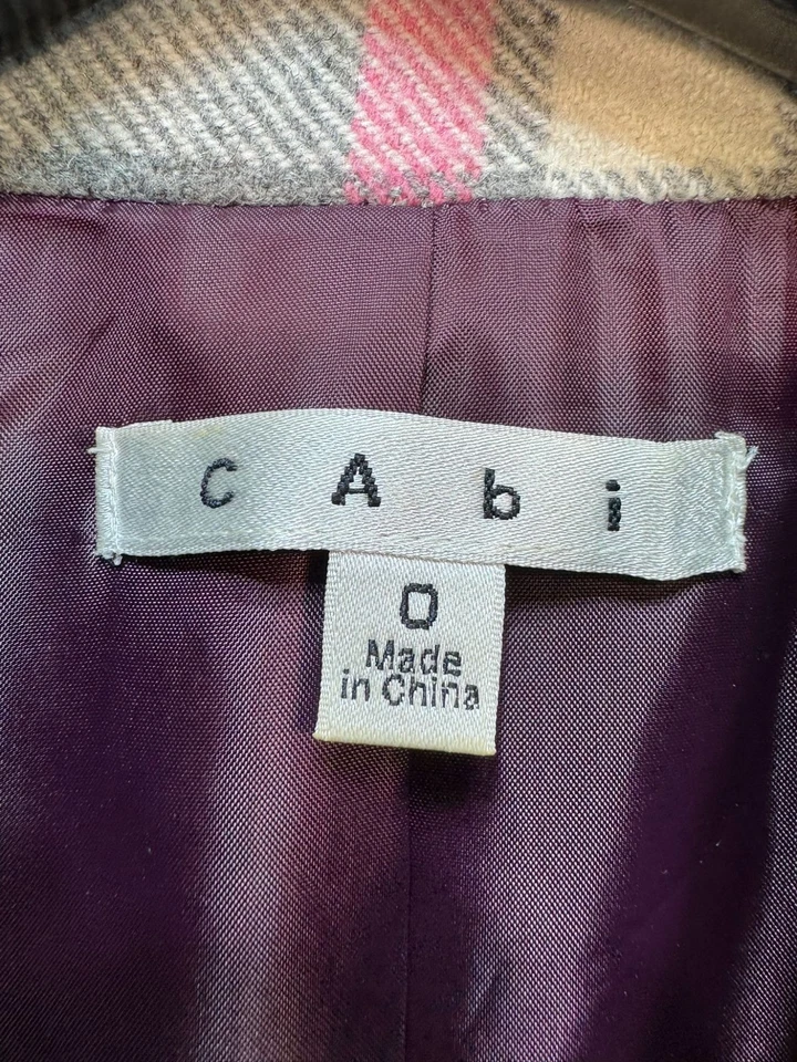 Chaqueta chaquetón Cabi para mujer Preppy Academia a cuadros mezcla de lana talla 0 gris rosa Foto 2 de 4