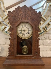Accurate Antique 8-day Clock by Wm. L. Gilbert Clock Co. "Calla" incl key
