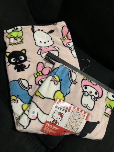 Sanrio HELLO KITTY And FRIENDS Pink Throw Blanket NEW RELEASE 50X70 Valentines - Afbeelding 1 van 3