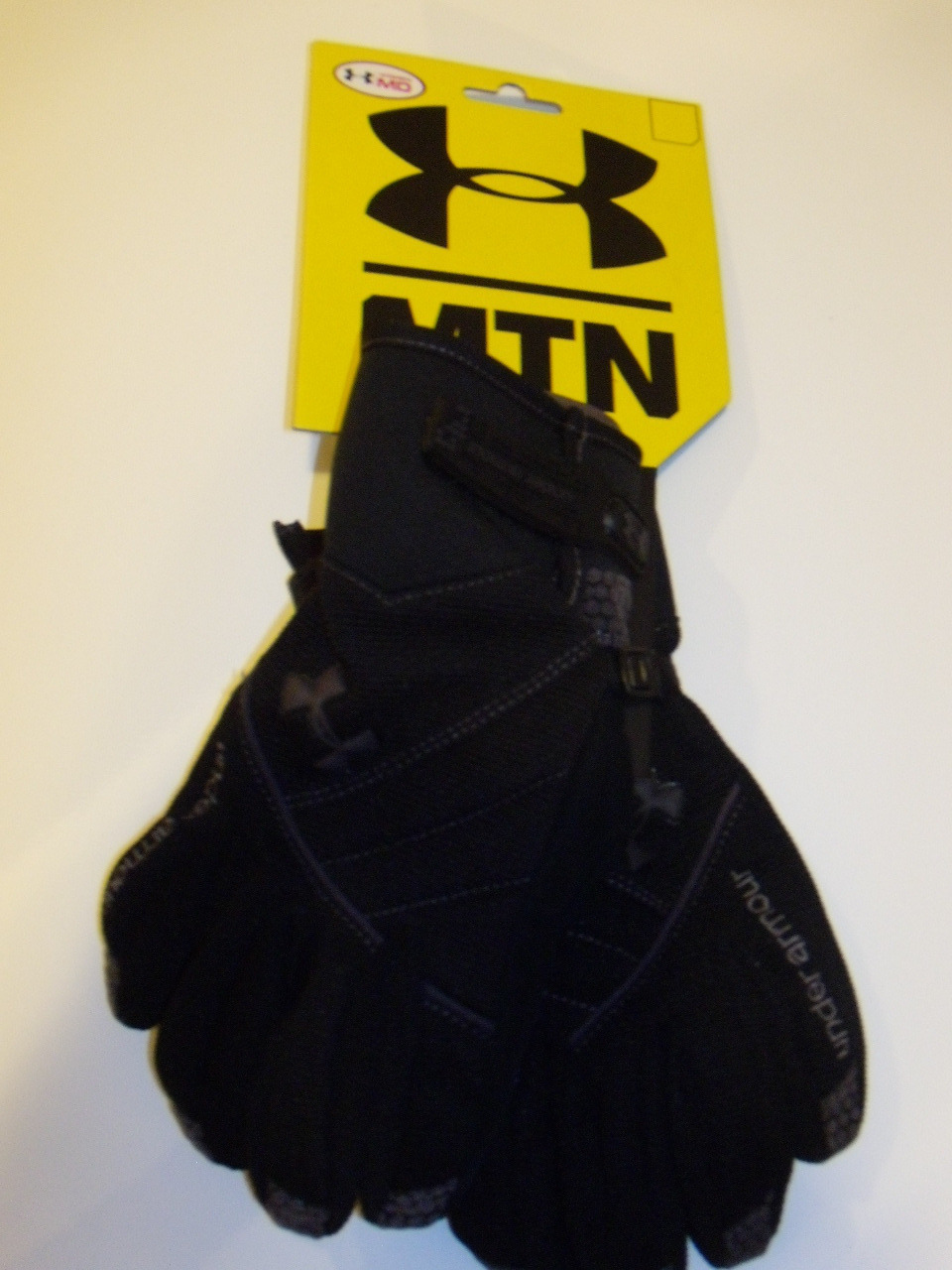 NWT Womens Under Armour Black Winter Jonesy II Gloves NEW XL MTN eBay