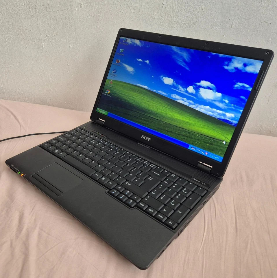 Windows xp Laptop Acer Extensa Intel 2GB RAM 160GB HDD Wifi Ready New Battery - Image 2 of 4
